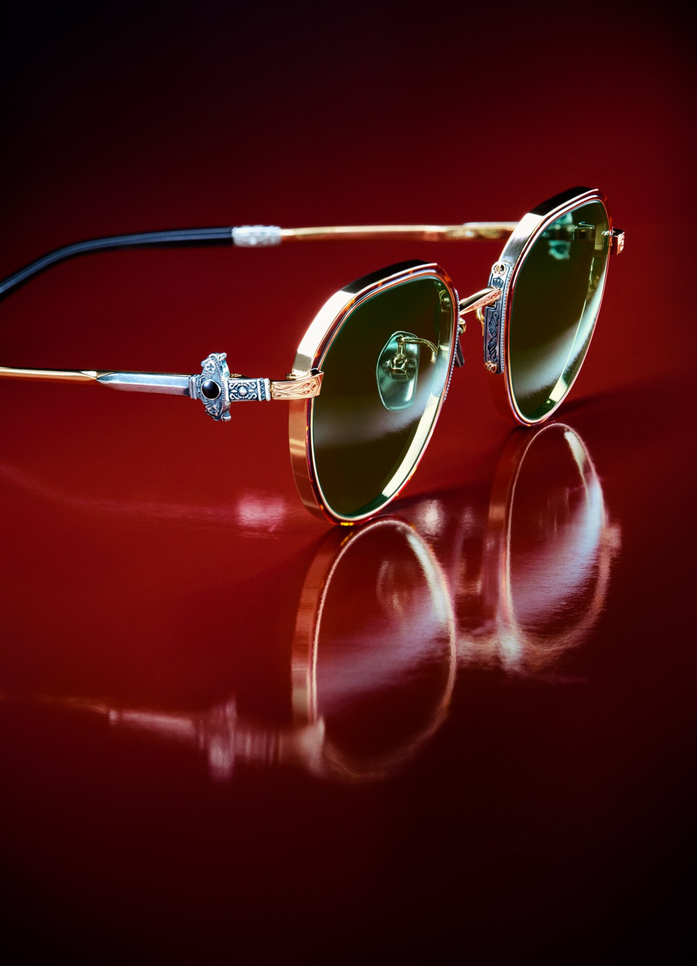 Green-tinted Ptolemy48 eyewear