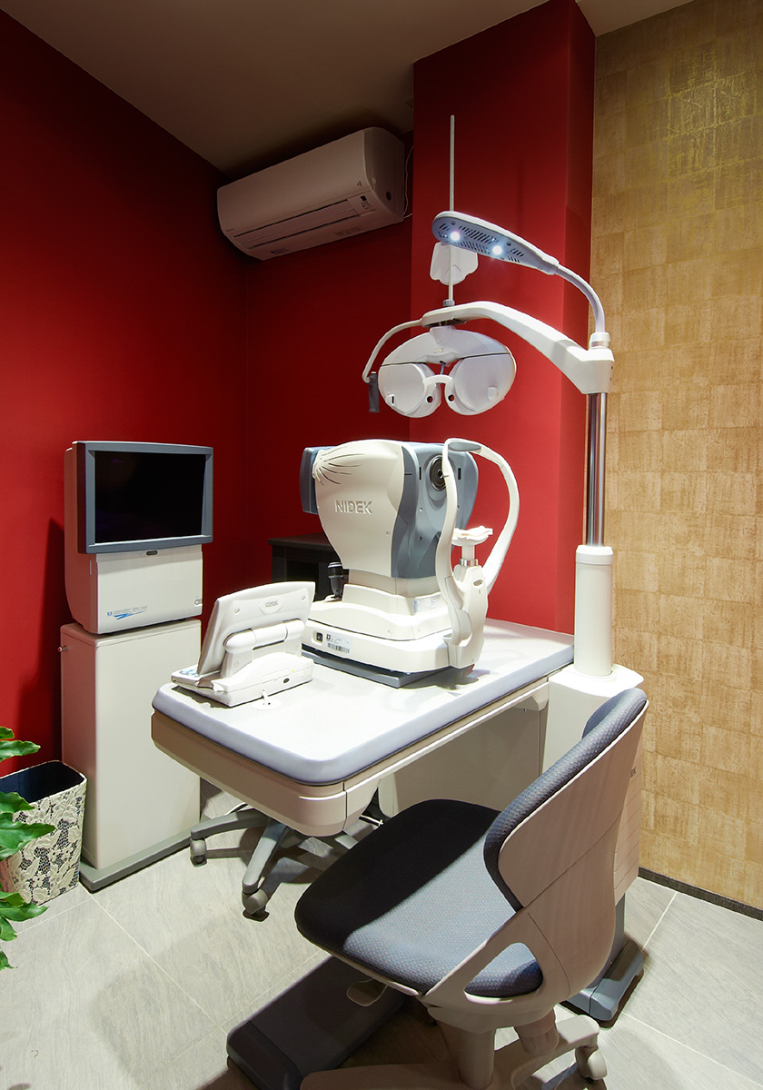 Advanced eye examination equipment